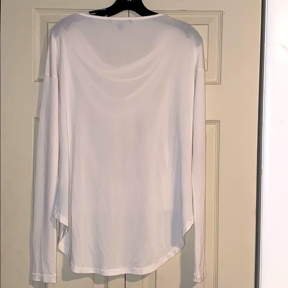 Elizabeth & James- Long Sleeve Hi/Lo Blouse - Picture 2 of 3